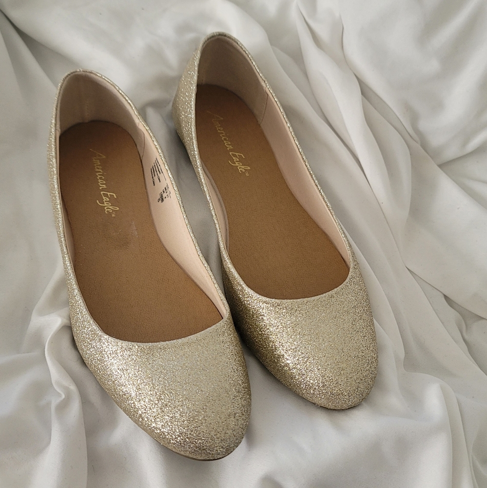 Flat slip ons